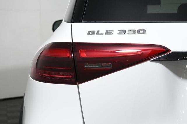 Photo of 2025 Polar White Mercedes-Benz GLE 350