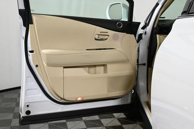Photo of 2015 Starfire Pearl Lexus RX 350