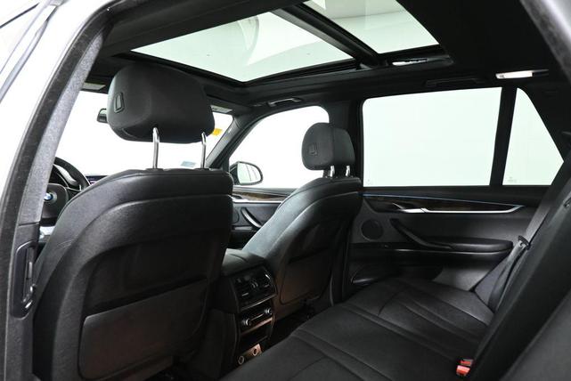 Photo of 2018 Alpine White BMW X5