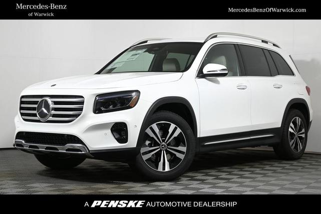 Photo of 2025 Polar White Mercedes-Benz GLB 250