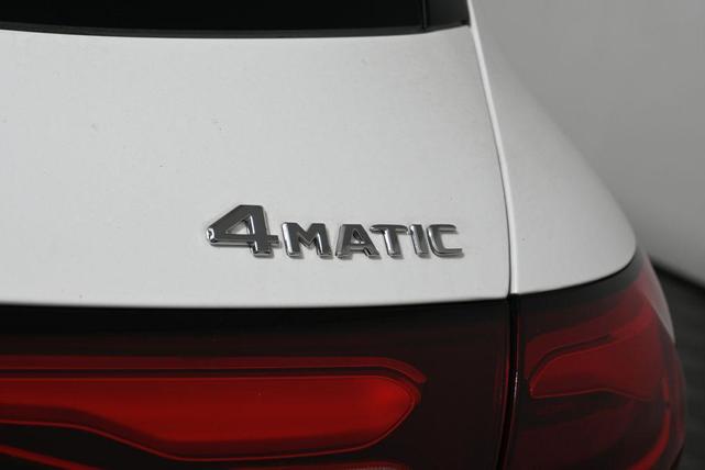 Photo of 2025 Polar White Mercedes-Benz GLC 300