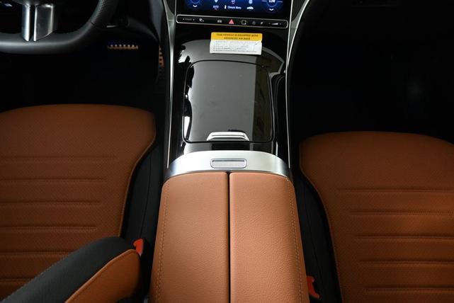 Photo of 2025 White Mercedes-Benz GLC 300