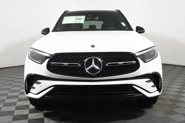 Photo of 2025 White Mercedes-Benz GLC 300