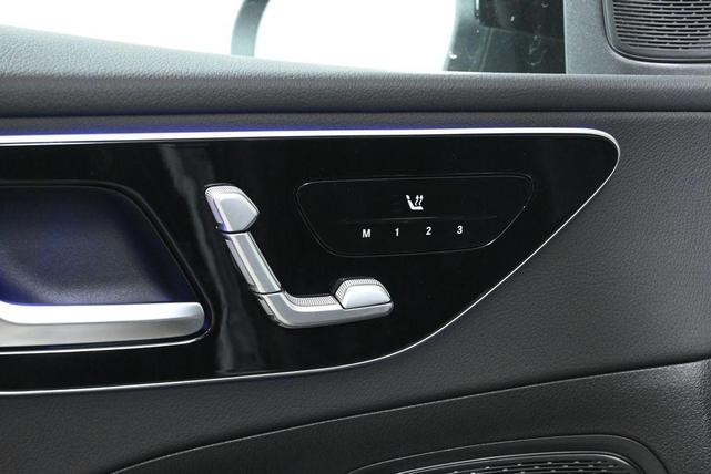 Photo of 2025 Black Mercedes-Benz C-Class