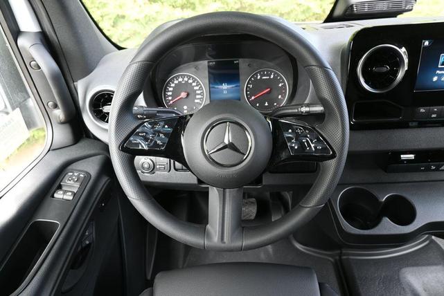 Photo of 2025 White Mercedes-Benz Sprinter 2500