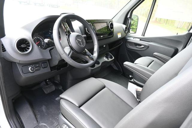 Photo of 2025 White Mercedes-Benz Sprinter 2500