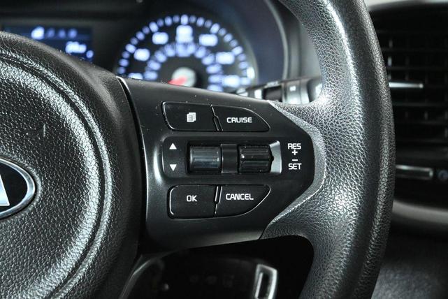 Photo of 2017 Ebony Black Kia Sorento