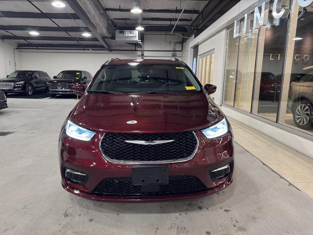 Photo of 2022 Velvet Red Pearlcoat Chrysler Pacifica Hybrid