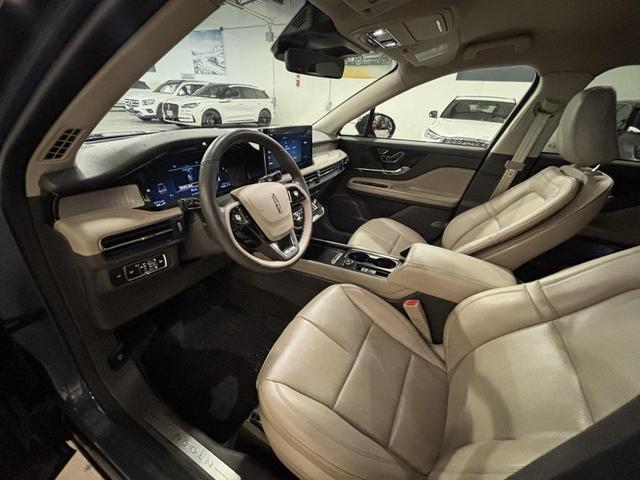 Photo of 2023 Whisper Blue Metallic Clearcoat Lincoln Corsair