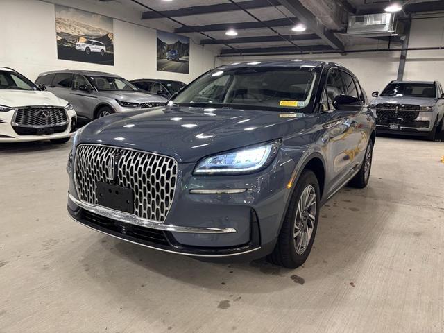 Photo of 2023 Whisper Blue Metallic Clearcoat Lincoln Corsair