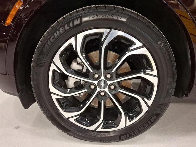Photo of 2025 Diamond Red Metallic Tinted Clearcoat Lincoln Nautilus