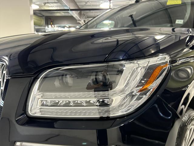 Photo of 2021 Navy Lincoln Navigator