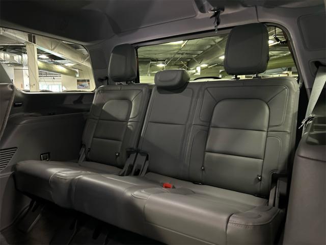 Photo of 2021 Navy Lincoln Navigator