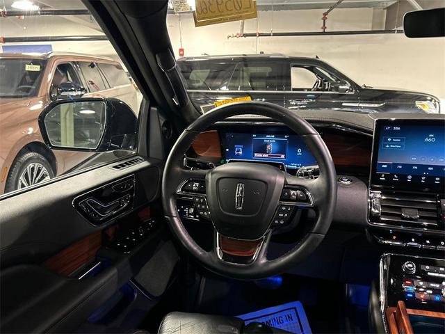 Photo of 2022 Starlight Gray Premium Colorant Lincoln Navigator