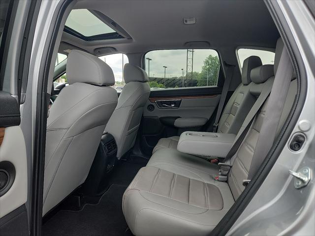 Photo of 2021 Lunar Silver Metallic Honda CR-V