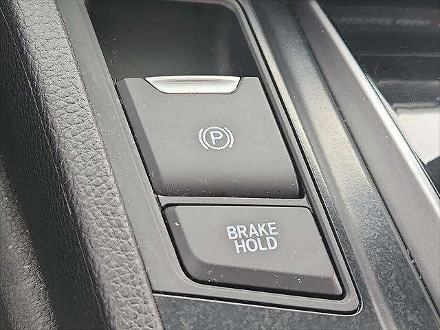 Photo of 2021 Lunar Silver Metallic Honda CR-V