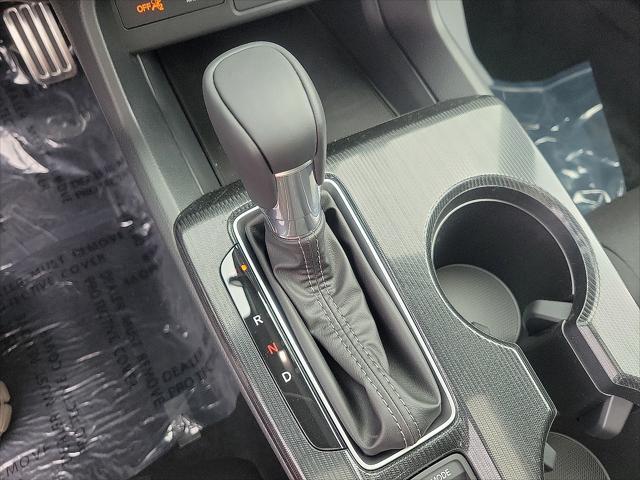 Photo of 2025 Sonic Gray Pearl Honda Civic Hybrid