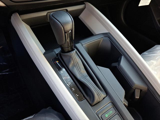 Photo of 2025 Platinum White Pearl Honda Accord