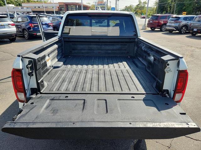 Photo of 2022 Platinum White Pearl Honda Ridgeline