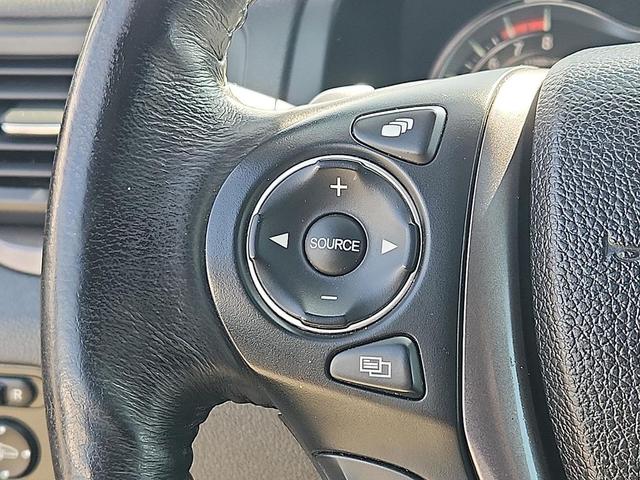 Photo of 2022 Platinum White Pearl Honda Ridgeline