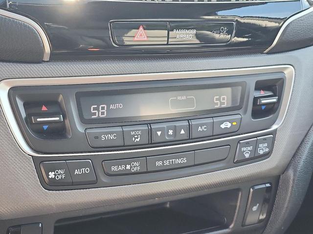 Photo of 2022 Platinum White Pearl Honda Ridgeline
