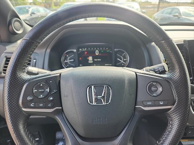 Photo of 2022 Crystal Black Pearl Honda Passport