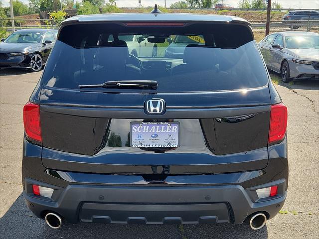 Photo of 2022 Crystal Black Pearl Honda Passport