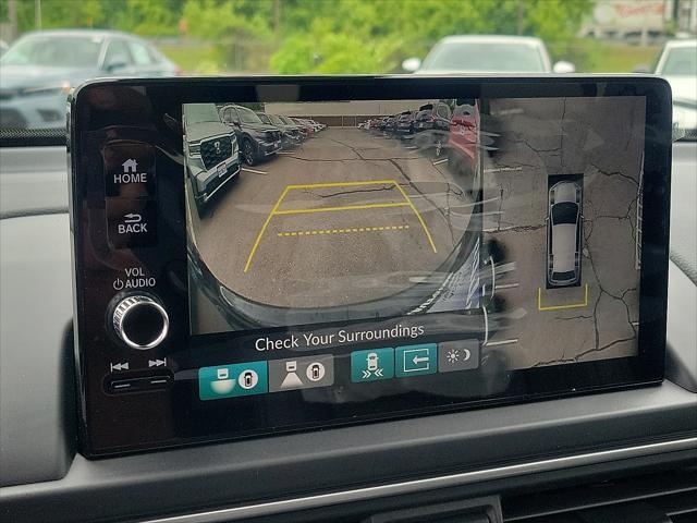 Photo of 2025 Crystal Black Pearl Honda Pilot