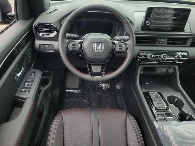 Photo of 2025 Crystal Black Pearl Honda Pilot