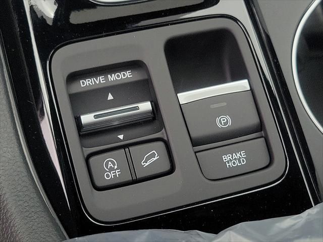 Photo of 2025 Crystal Black Pearl Honda Pilot