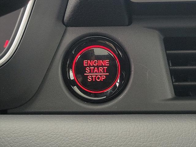 Photo of 2025 Crystal Black Pearl Honda Pilot