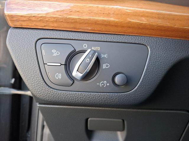 Photo of 2023 Chronos Gray Metallic - Z7Z7 Audi Q5