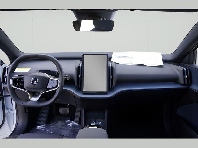 Photo of 2025 Crystal White Metallic Volvo EX30