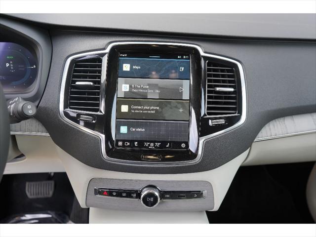 Photo of 2025 Crystal White Metallic Volvo XC90 Plug-In Hybrid