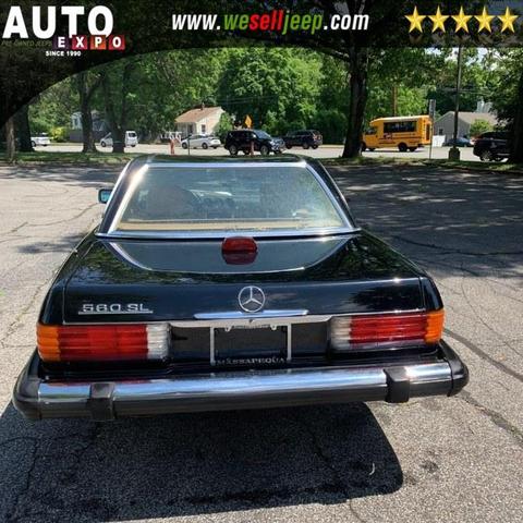 Photo of 1986 Black Mercedes-Benz 560SL