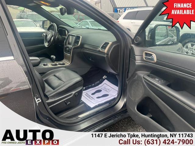 Photo of 2015 Gray Jeep Grand Cherokee