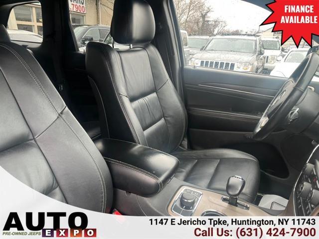 Photo of 2015 Gray Jeep Grand Cherokee