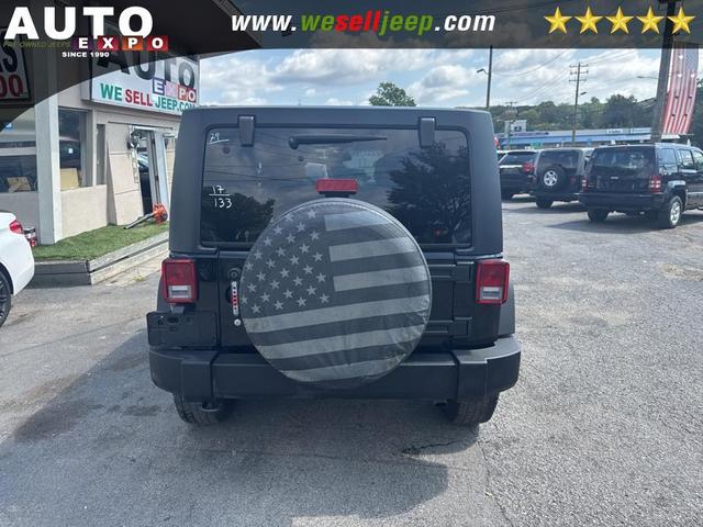 Photo of 2017 Black Clearcoat Jeep Wrangler Unlimited