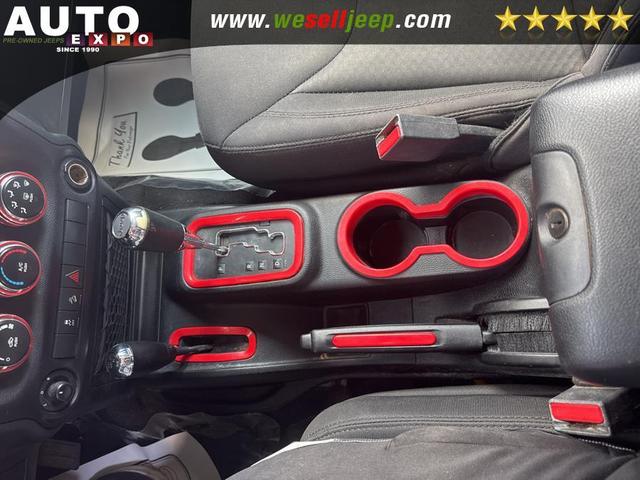 Photo of 2017 Black Clearcoat Jeep Wrangler Unlimited