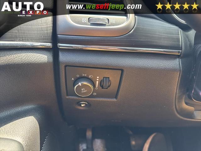 Photo of 2019 Slate Blue Pearlcoat Jeep Grand Cherokee