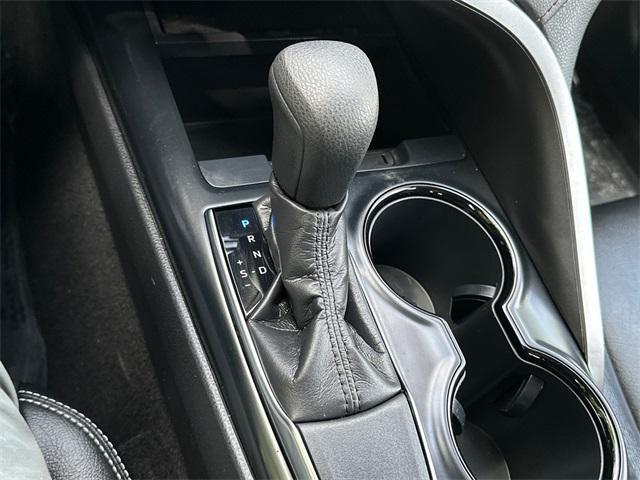 Photo of 2019 Celestial Silver Toyota Camry