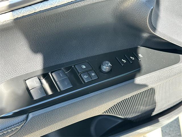 Photo of 2025 Wind Chill Pearl Toyota Camry