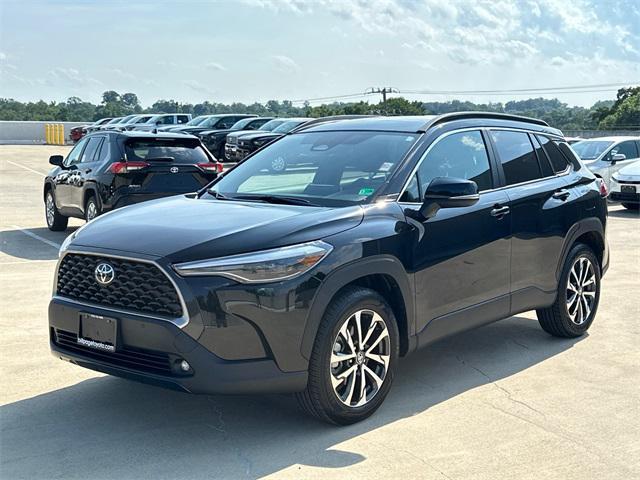 Photo of 2025 Jet Black Toyota Corolla Cross