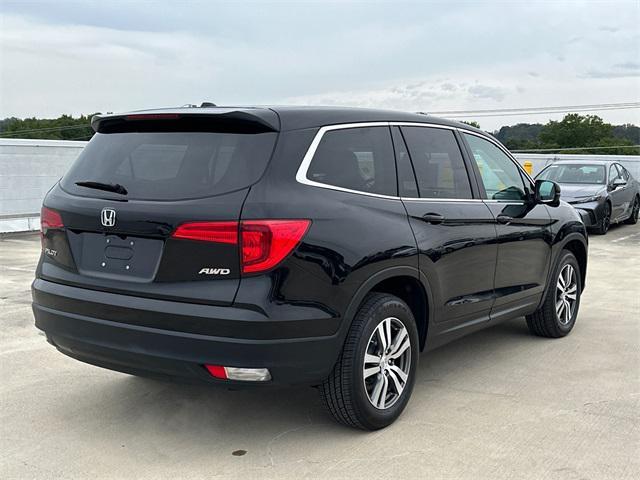 Photo of 2018 Crystal Black Pearl Honda Pilot