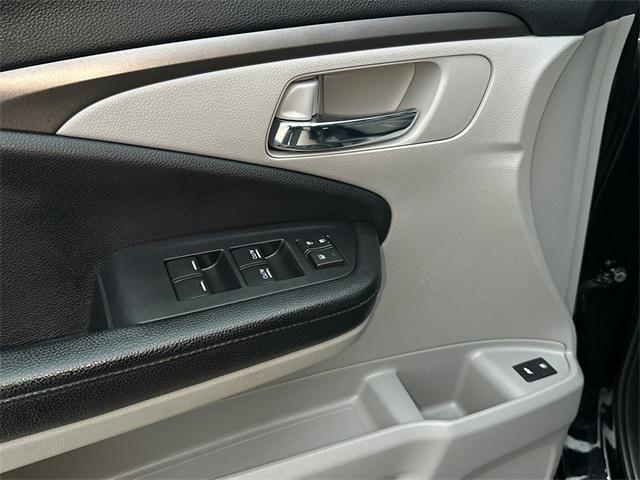 Photo of 2018 Crystal Black Pearl Honda Pilot