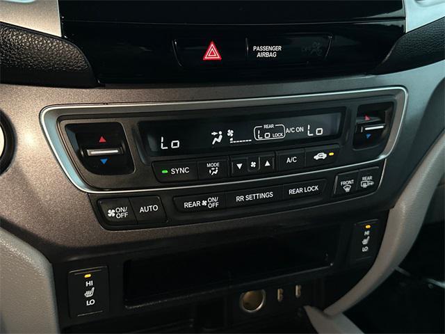 Photo of 2018 Crystal Black Pearl Honda Pilot