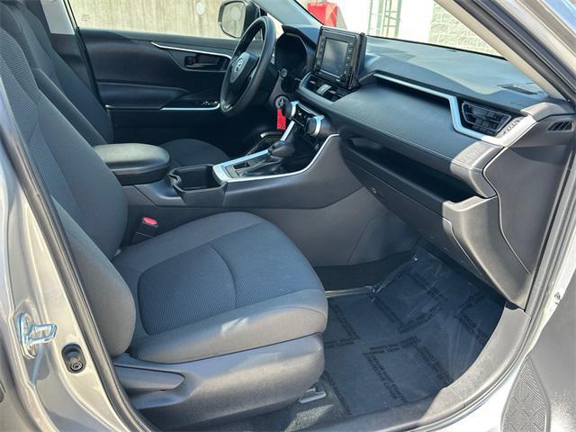 Photo of 2022 Silver Sky Toyota RAV4