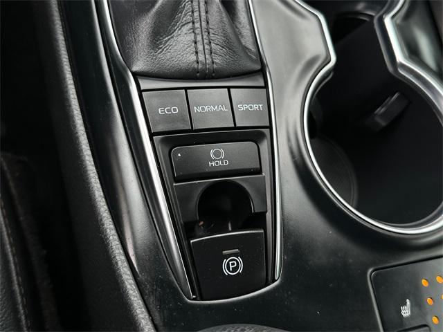 Photo of 2019 Midnight Black Toyota Camry