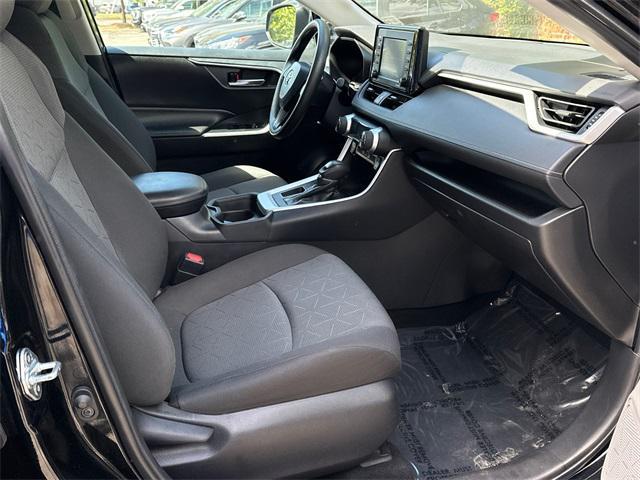 Photo of 2021 Midnight Black Toyota RAV4