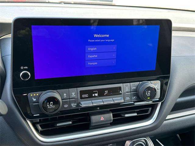 Photo of 2025 Cloud Toyota Grand Highlander